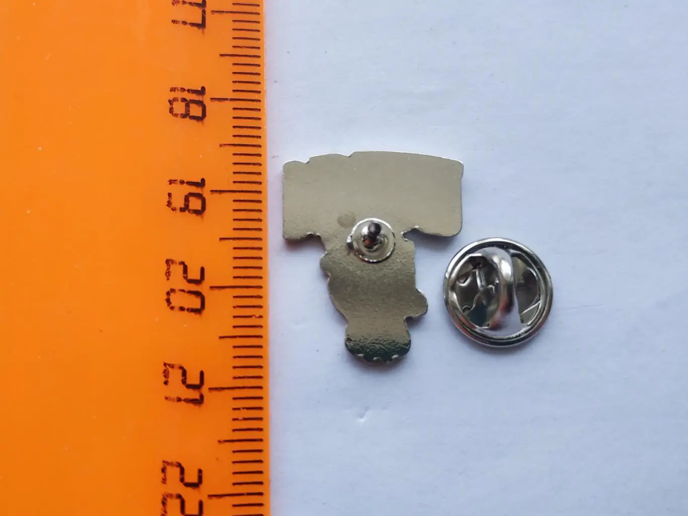 Значок хоккейный клуб ХК Сочи 6