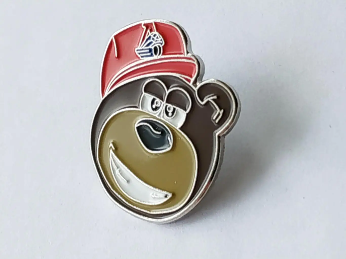 Значок талисман ХК Локомотив (г.Ярославль) 2