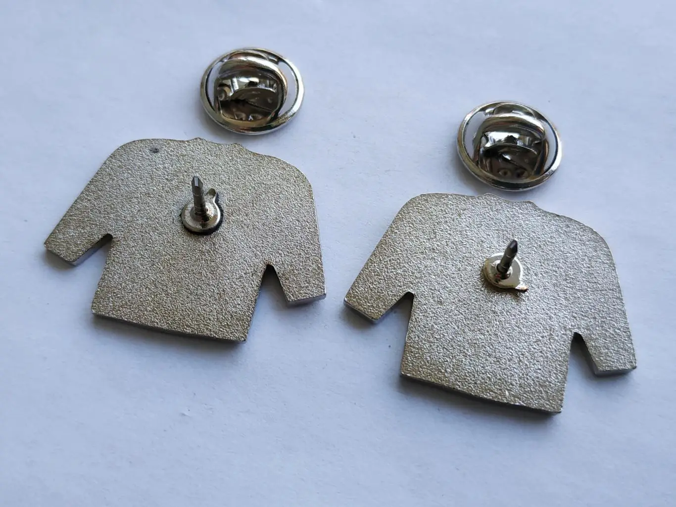 Лот 2 значка форма хоккейный клуб ХК Молот (г.Пермь) 5