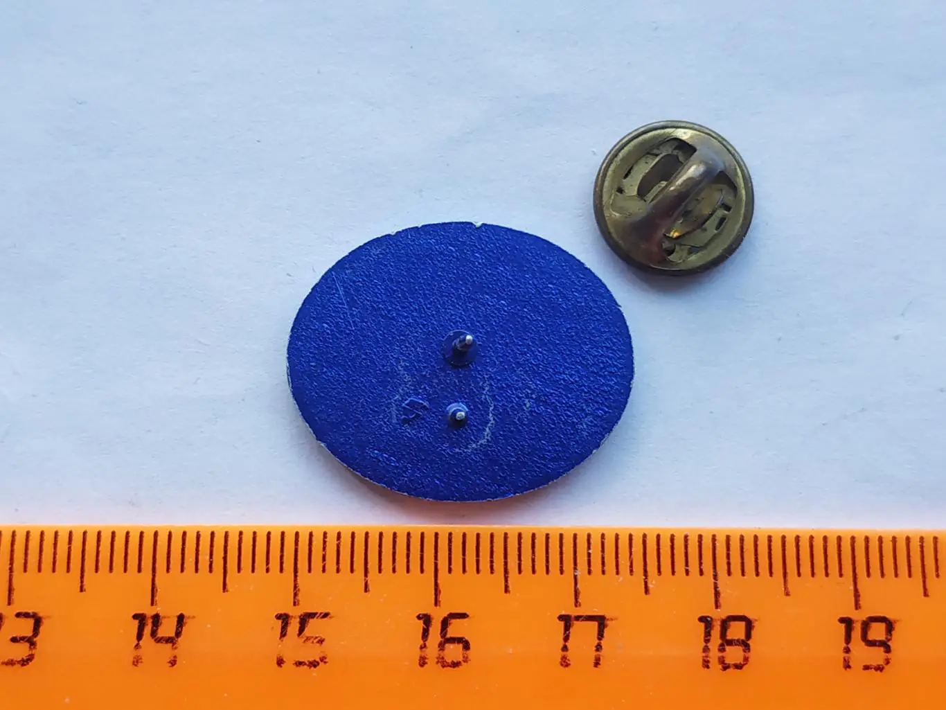 Значок Чемпионат мира по хоккею с мячом 1999 г. 2