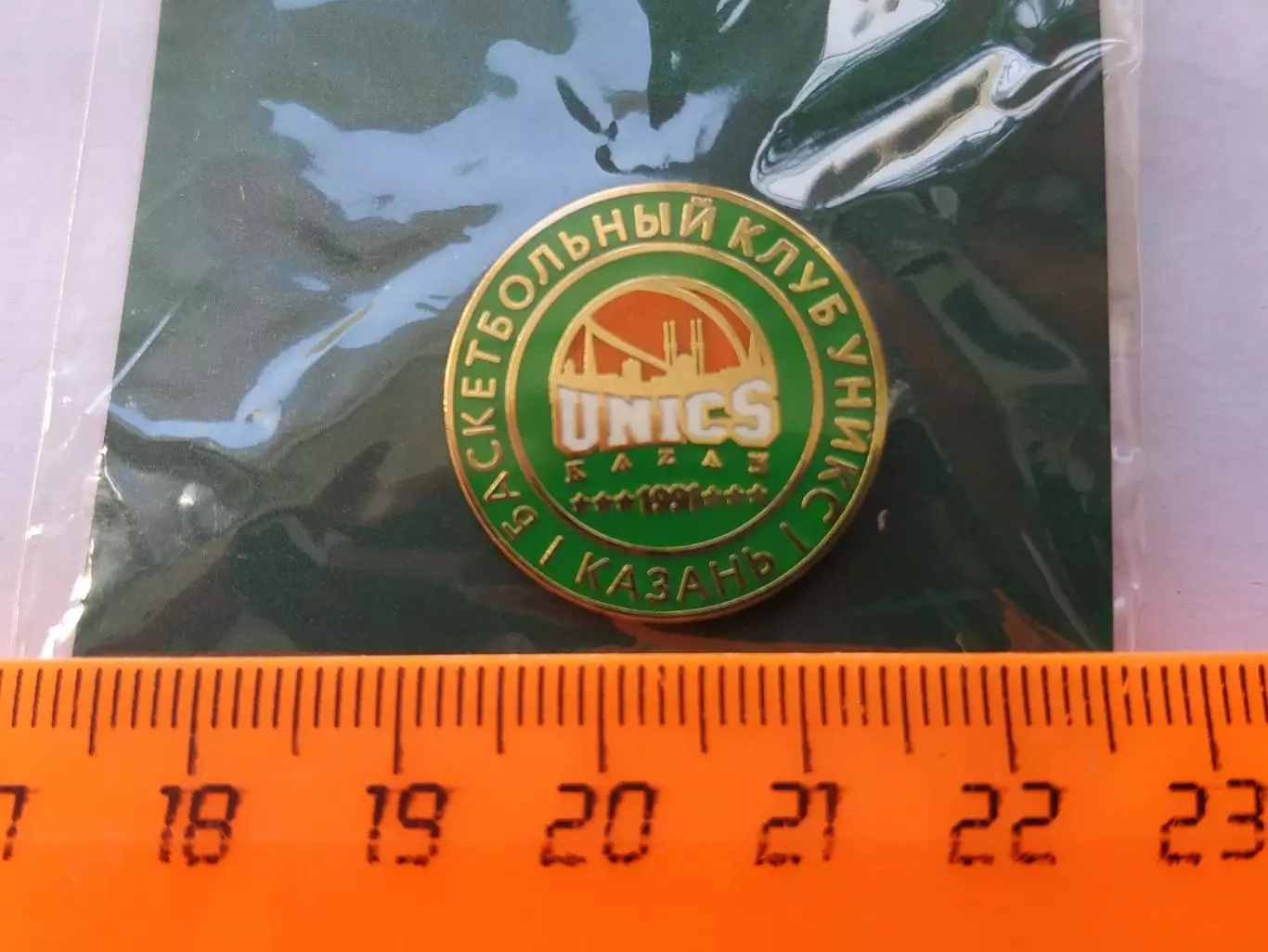 Значок баскетбольный клуб БК УНИКС 2