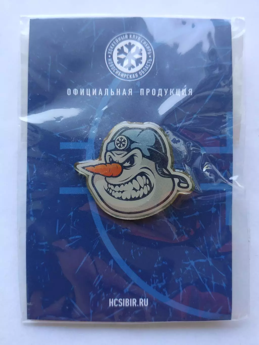 Значок талисман ХК Сибирь снеговик