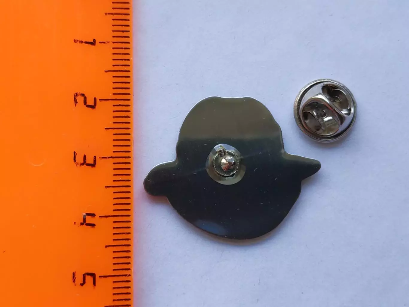 Значок талисман ХК Сибирь снеговик 3