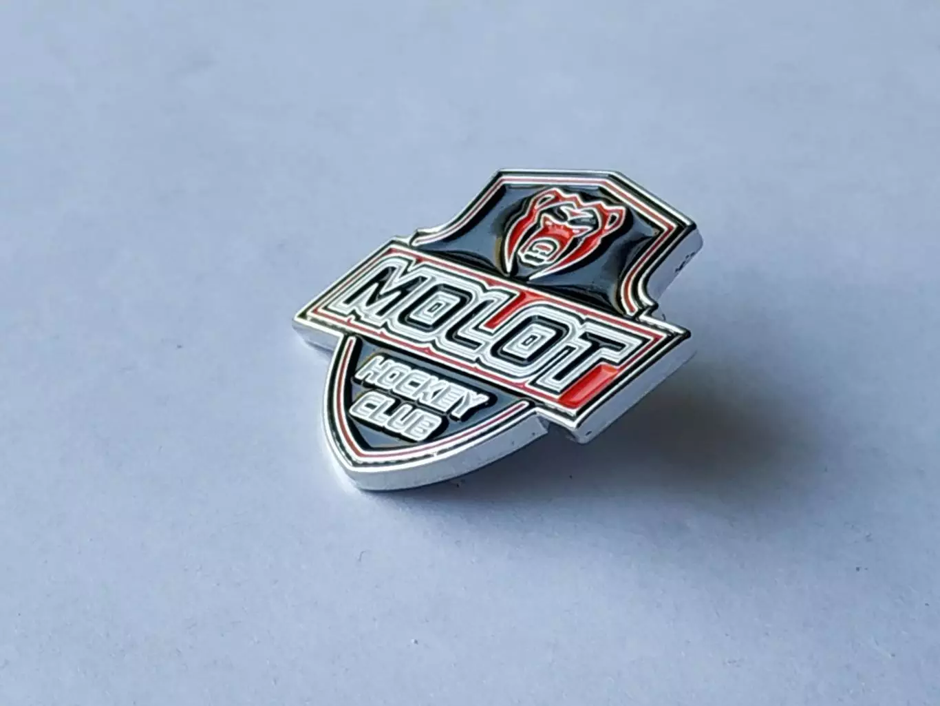 Значок хоккейный клуб ХК Молот 2