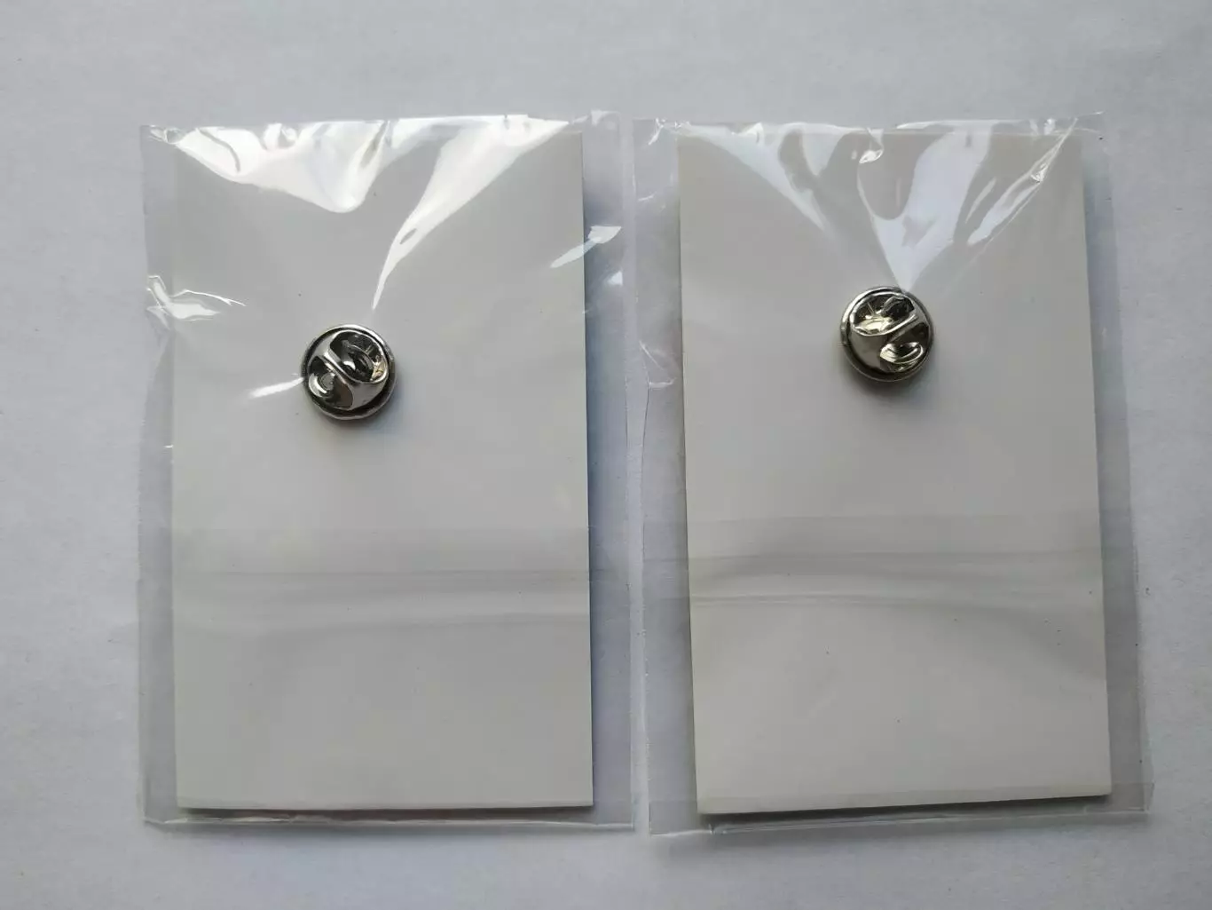 Лот 2 значка ХК Южный Урал (г.Орск)-ВХЛ 4