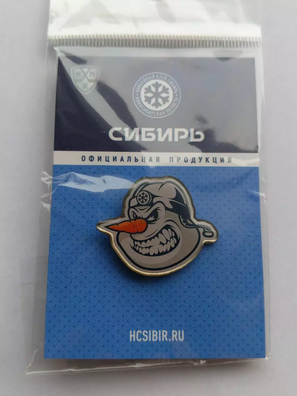 Значок снеговик ХК Сибирь