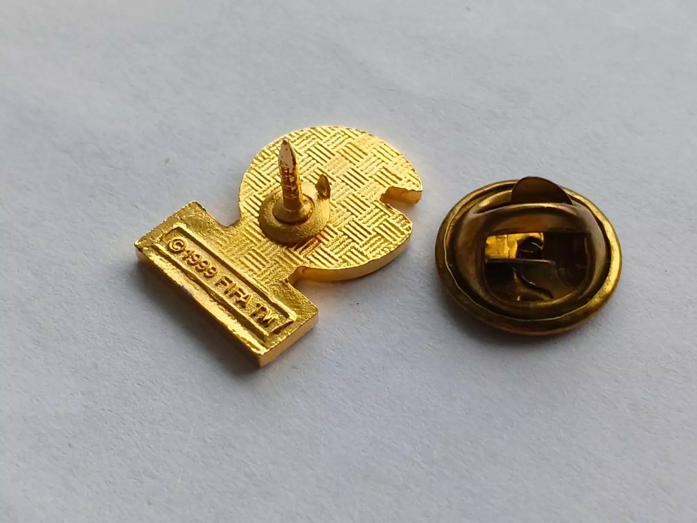 Значок Чемпионат Мира по Футболу -Корея, Япония 2002 г. 3