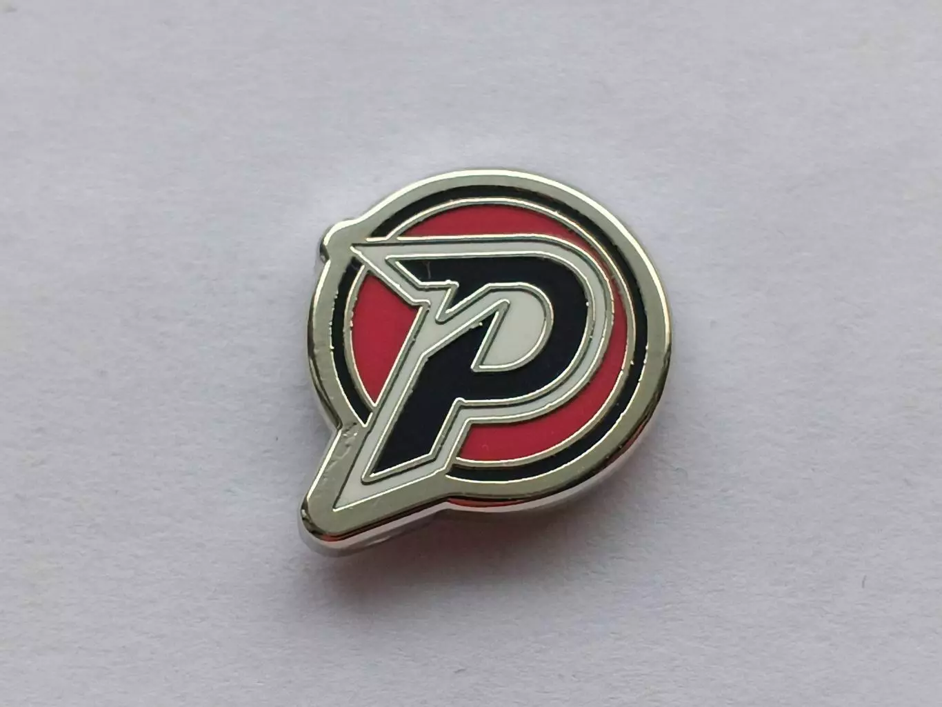 Значок хоккейный клуб ХК Рубин 1