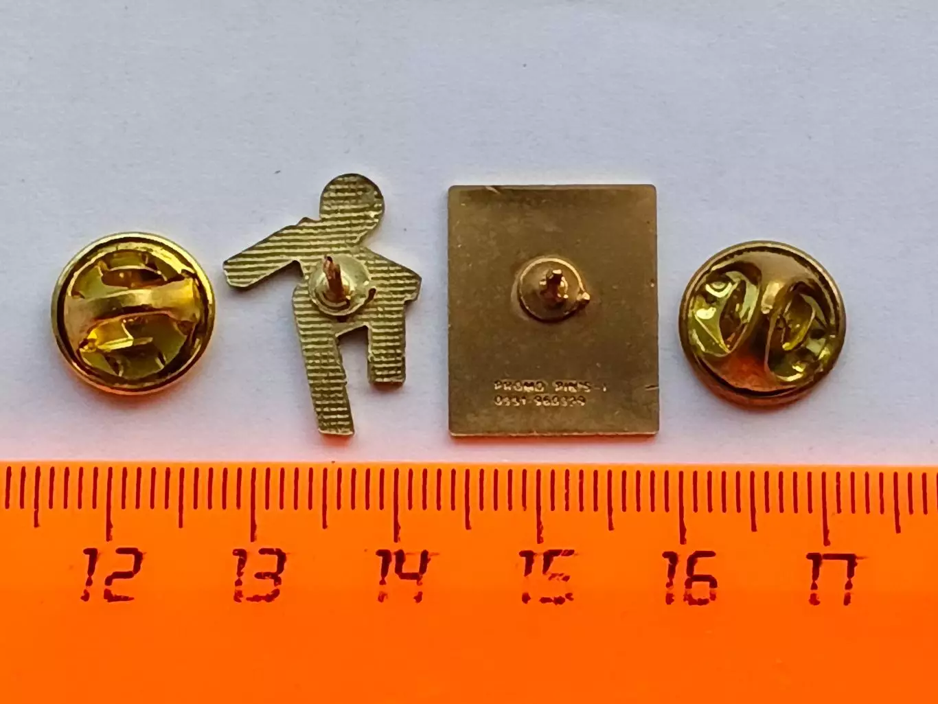 Лот 2 значка Чемпионат мира по Футболу- Италия 1990г 6