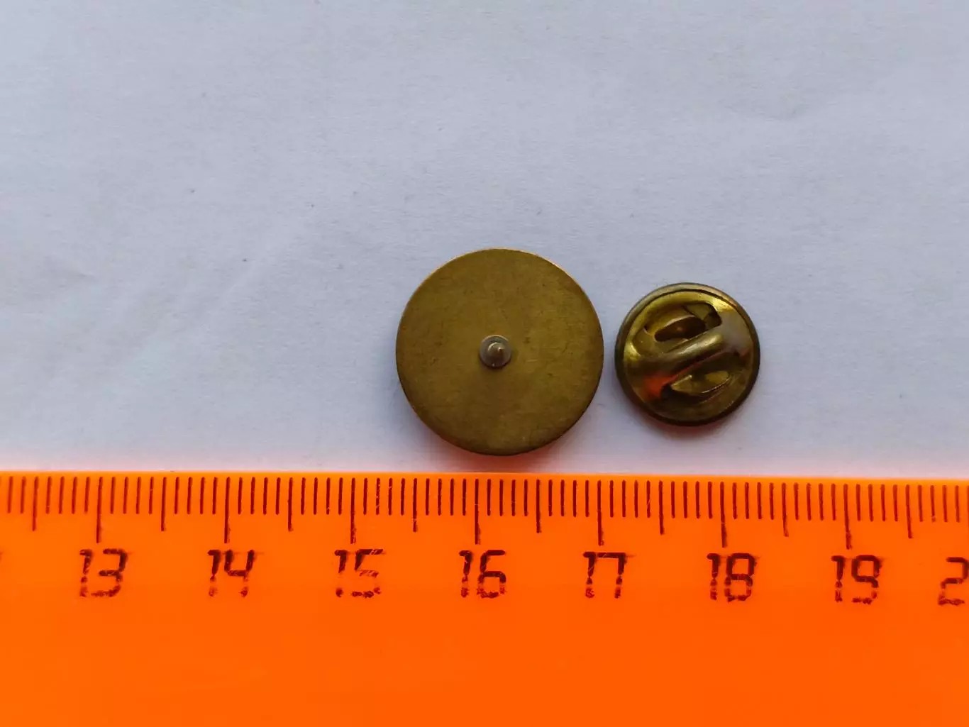 Значок хоккей Прикамья 65 лет 2