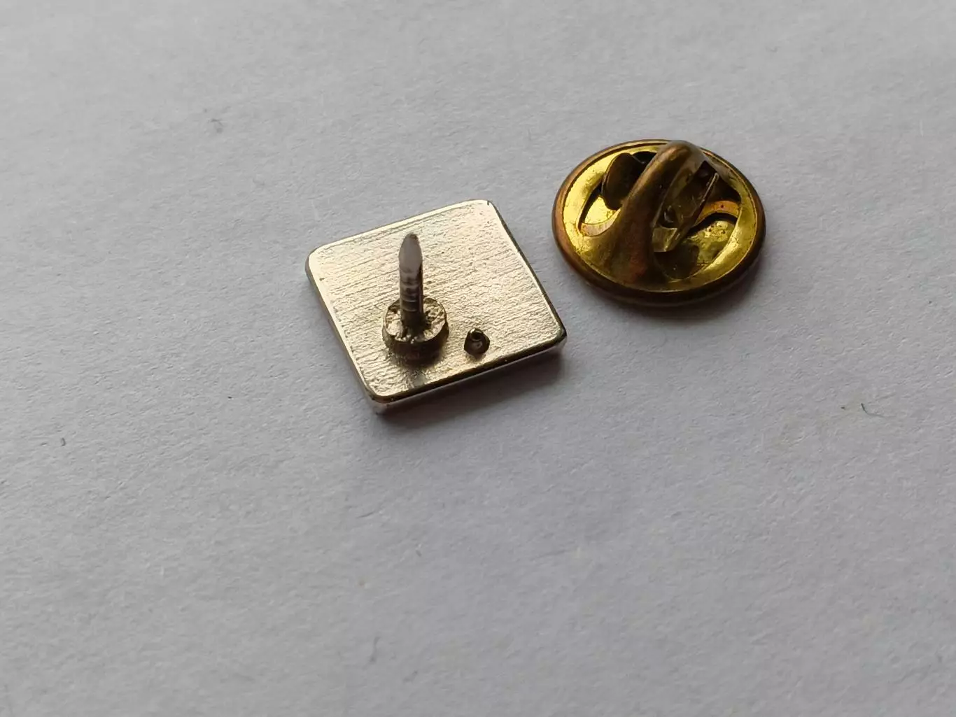 Значок 50 лет Российскому Хоккею 3