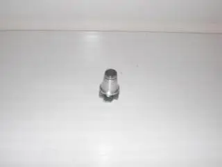 Комплект из 12 шипов для футбольных бутс