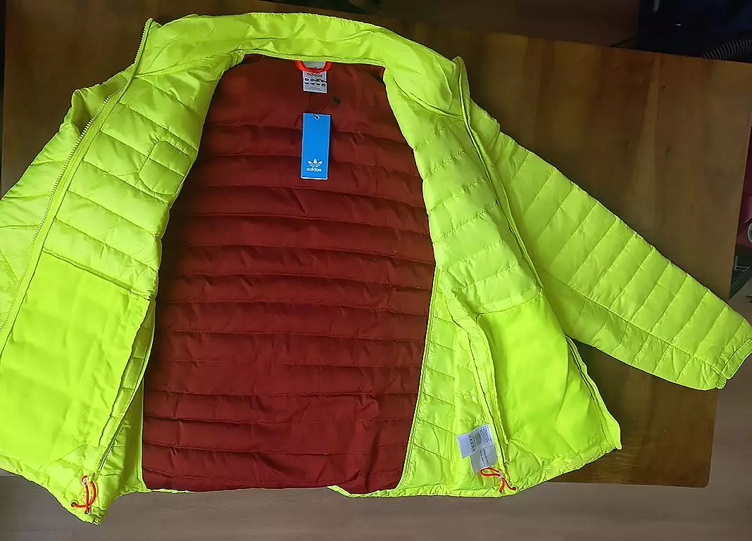 Куртка стёганая Adidas футбольного клуба Liverpool. 2