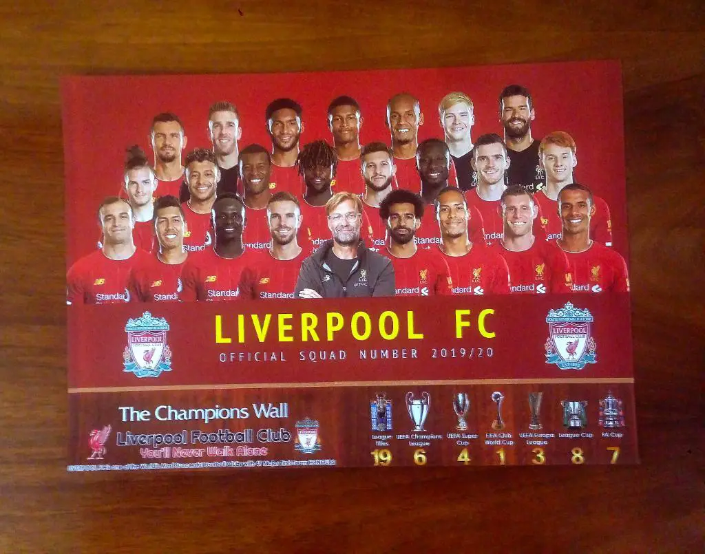 Карточка-фотография ФК Ливерпуль сезона 2019-20. Чемпионский год.