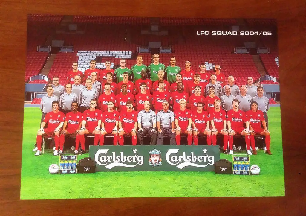 Карточка-фотография ФК Ливерпуль сезона 2004-05. Обладатель Кубка Чемпионов.