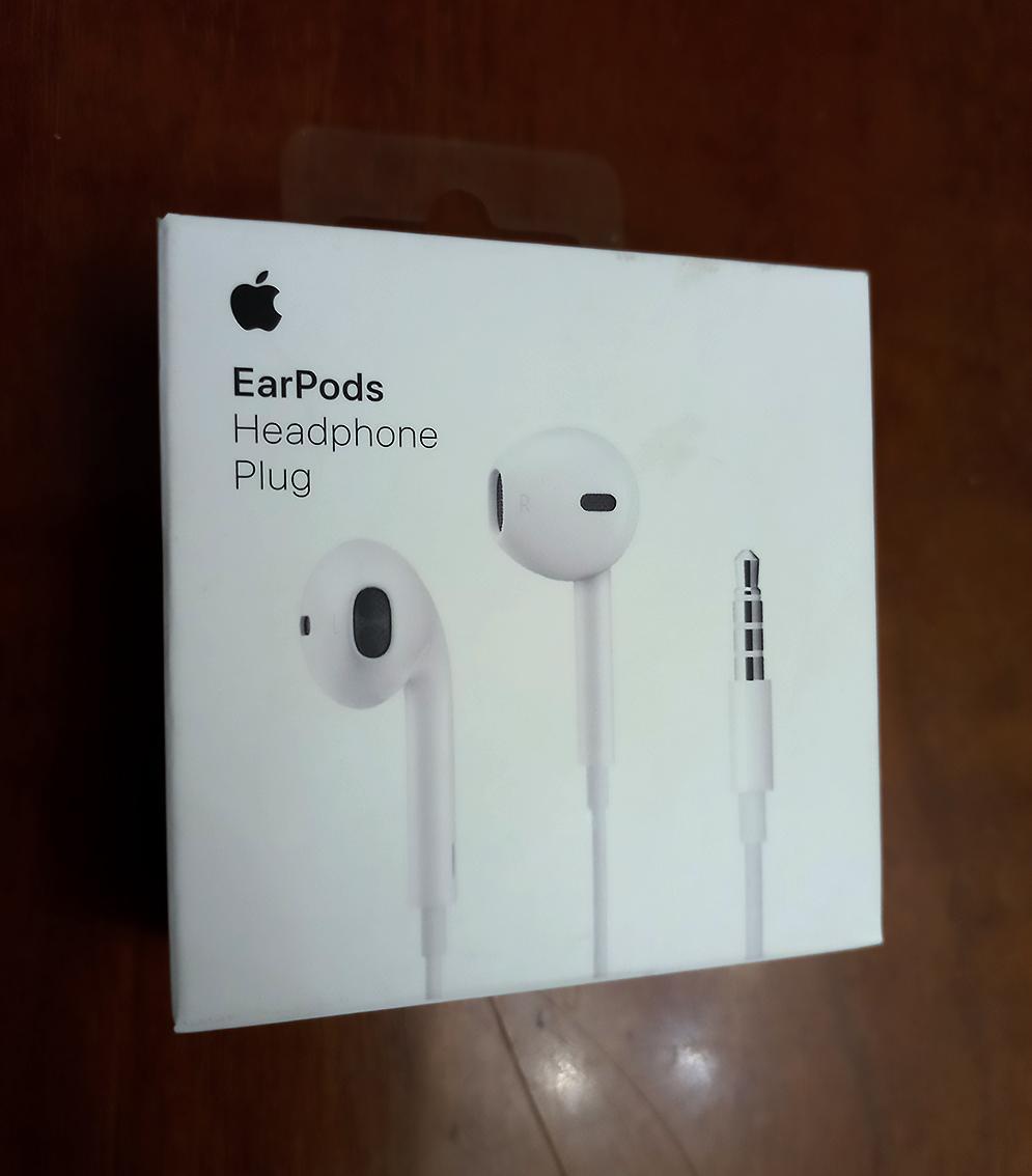 Наушники Apple EarPods. Оригинал.