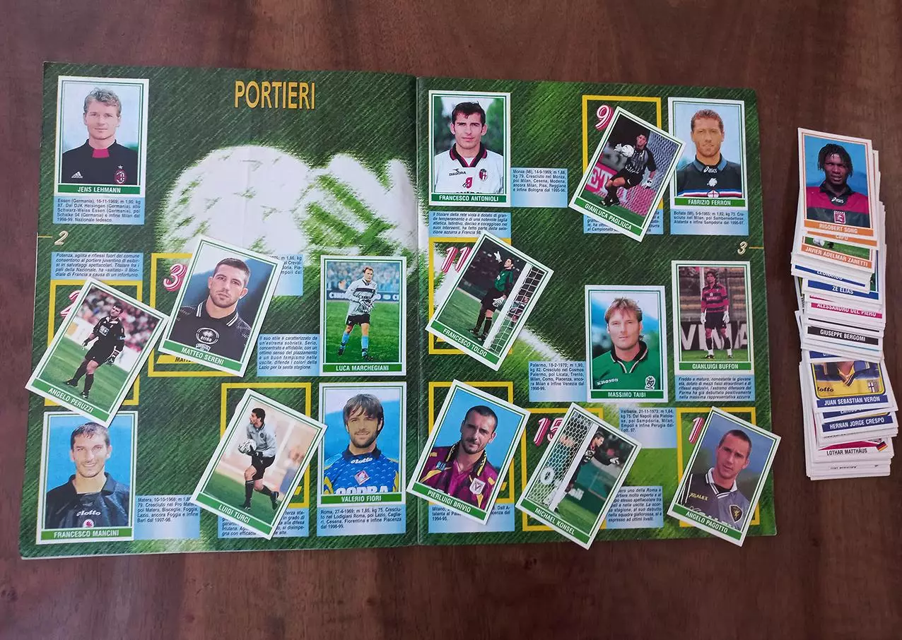 SuperCalcio 98/99. Альбом с наклейками в отличном состоянии. 1