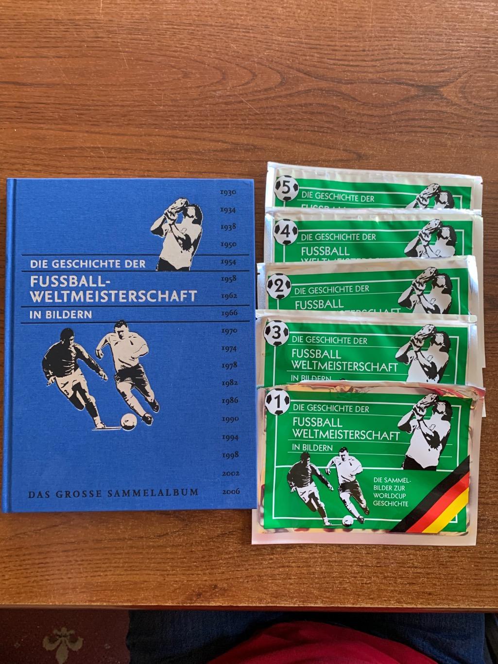 Книга История футбола с наклейками Бертельсман