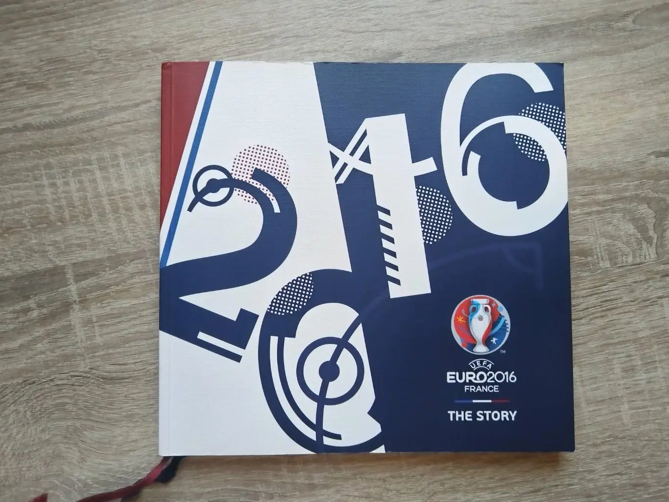 Официальный альбом / книга чемпионата Европы (Евро / EURO) 2016
