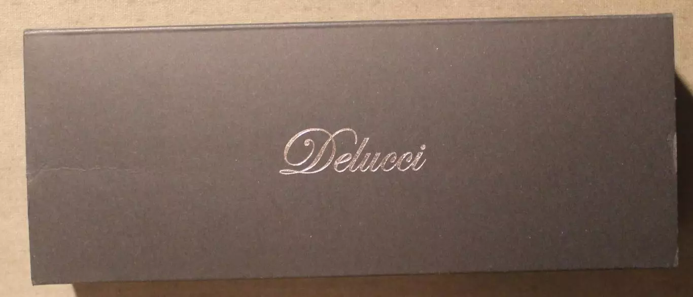 Авторучка шариковая Delucci