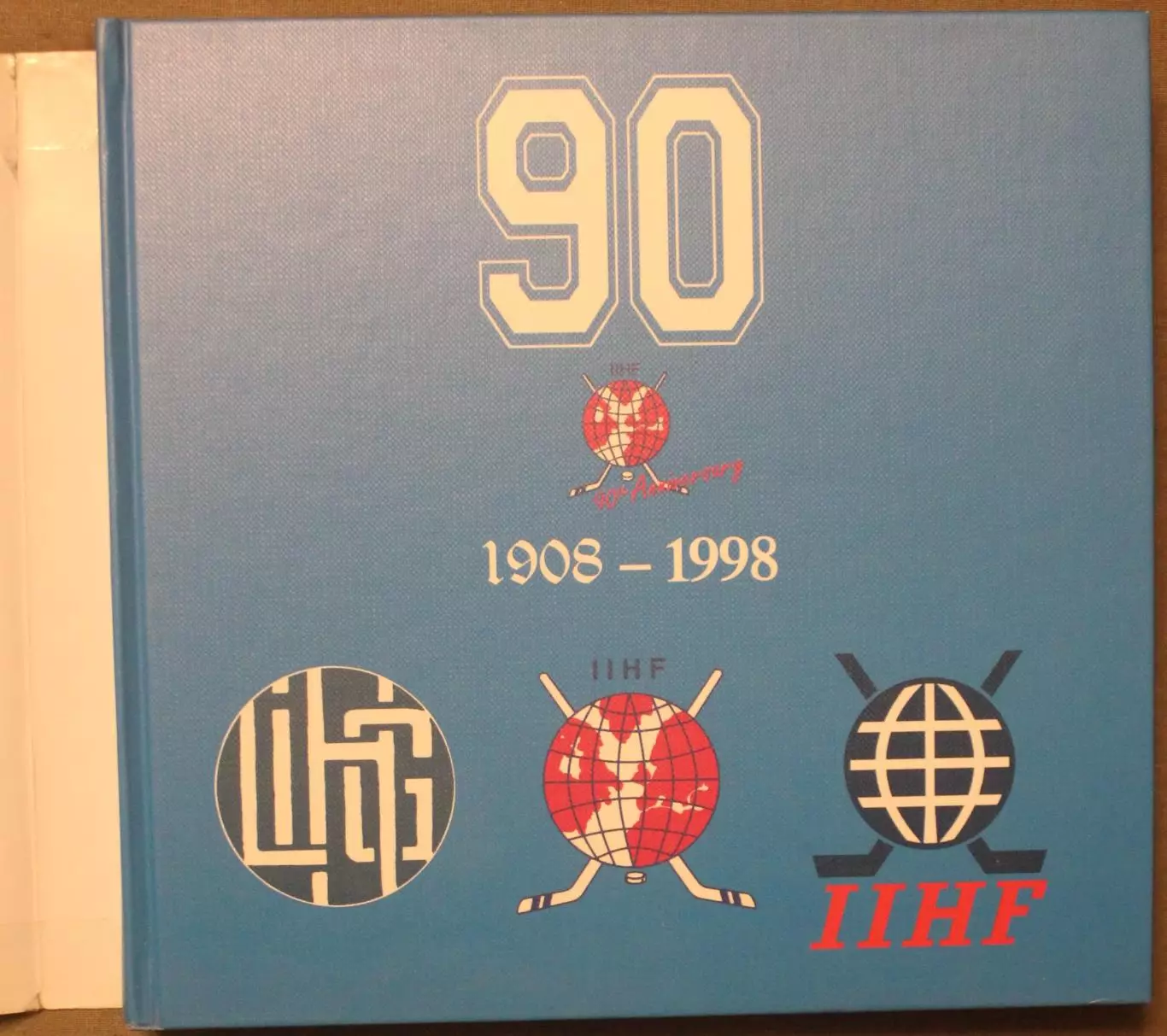 Хорст Эккерт, Эрнст Мартини 90 лет Международной федерации хоккея (ИИХФ) англ. 2
