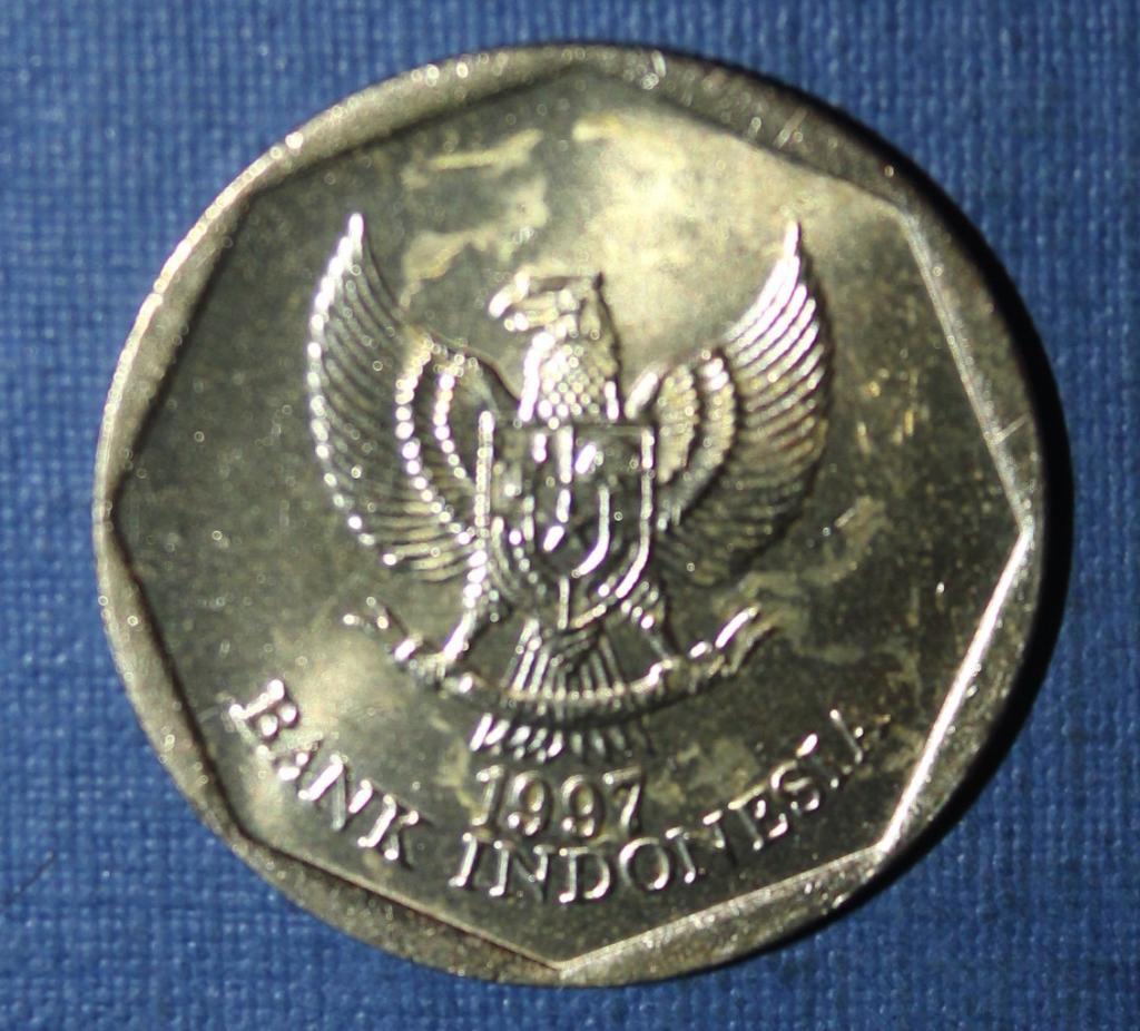 100 рупий Индонезия 1997 1