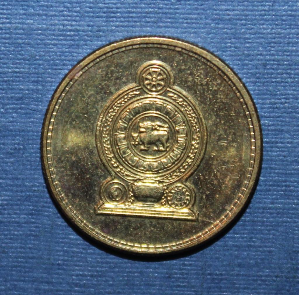 1 рупия Шри Ланка 2011 1