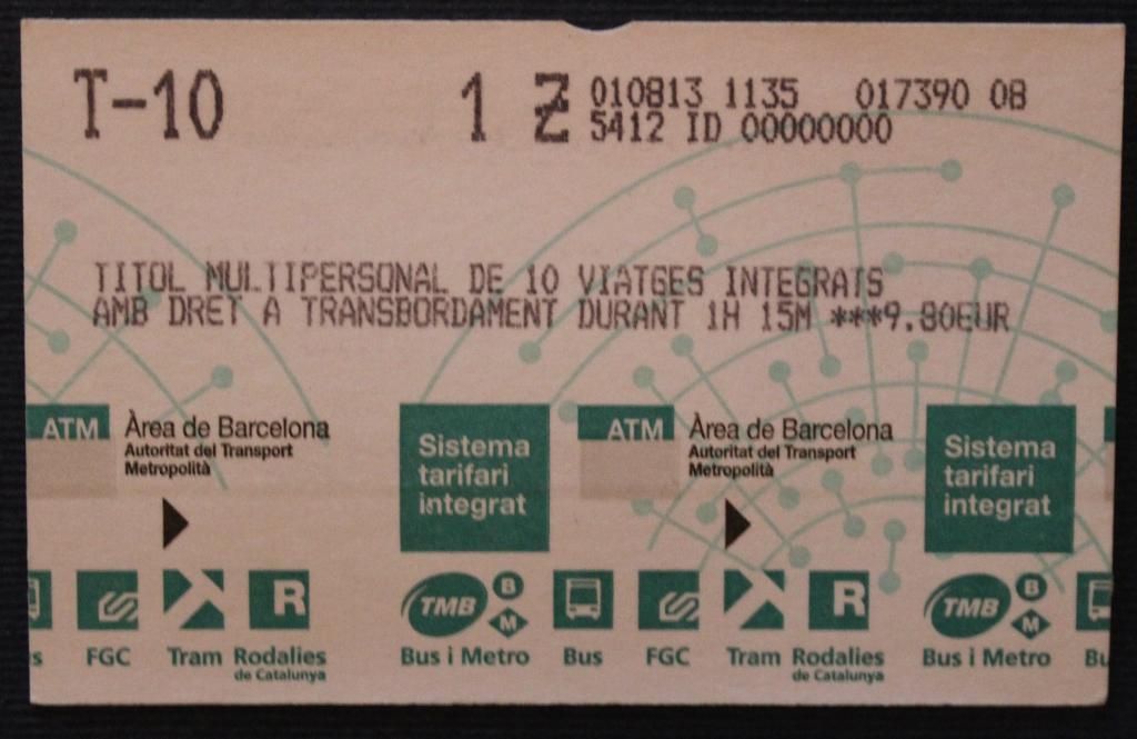 Билет на 10 поездок в метро или электричке Барселоны (Испания)