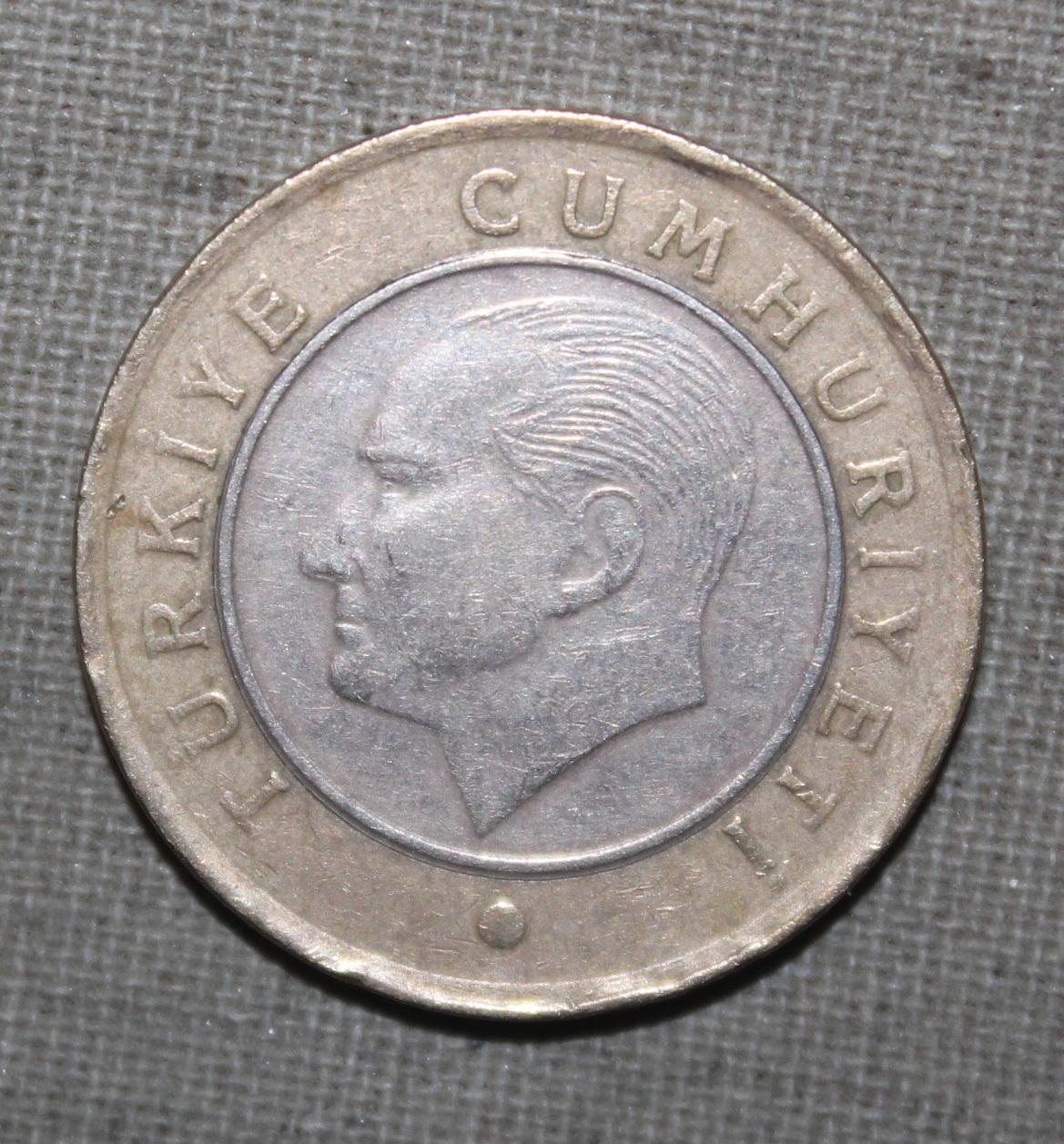 1 лира Турция 2013, биметалл 1