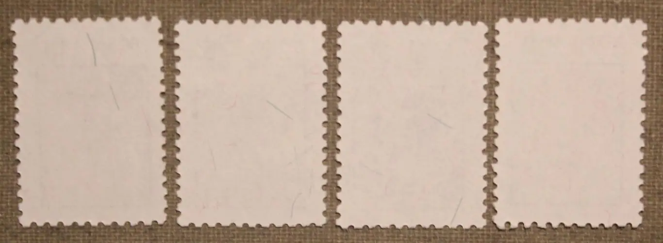 Третий стандартный выпуск почтовых марок России Почта России 2001 1