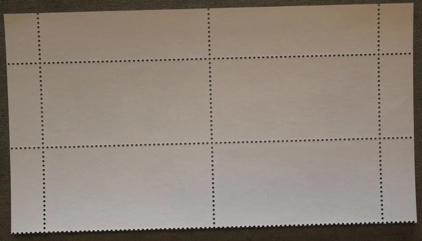 Верхняя половина малого листа Декоративные породы собак Почта России 2019 1