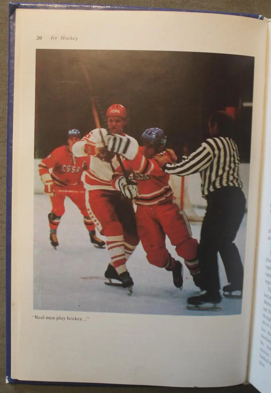 Олег Спасский Хоккей изд. Прогресс 1980 на английском языке 6