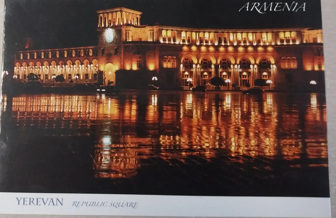 Ереван, оперный театр, гора Арарат, площадь Республики 2