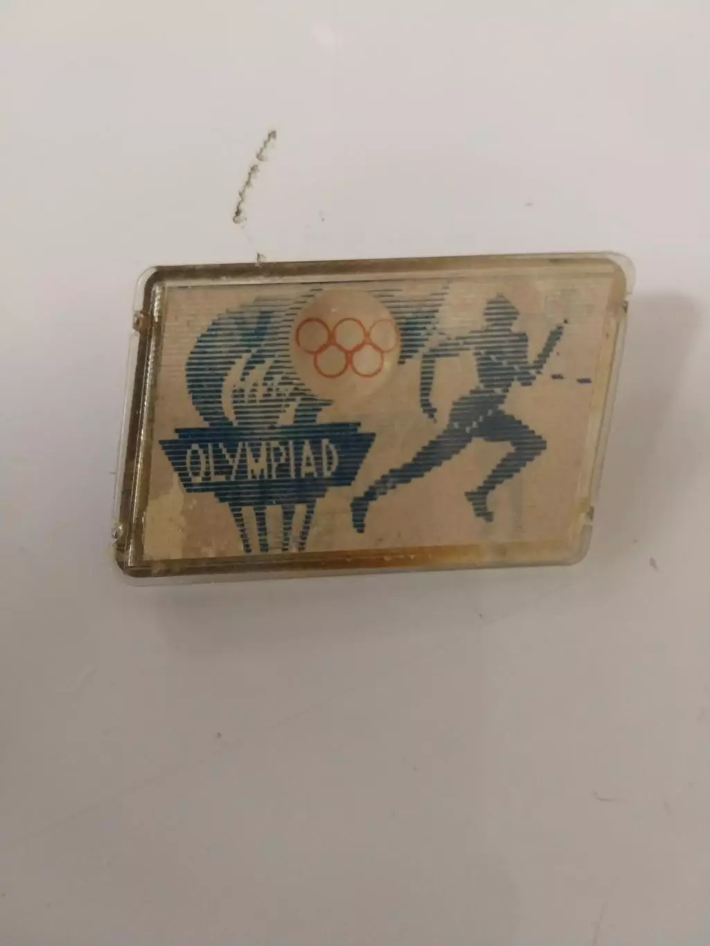 Олимпиада 1972 Переливающийся значок СССР 2