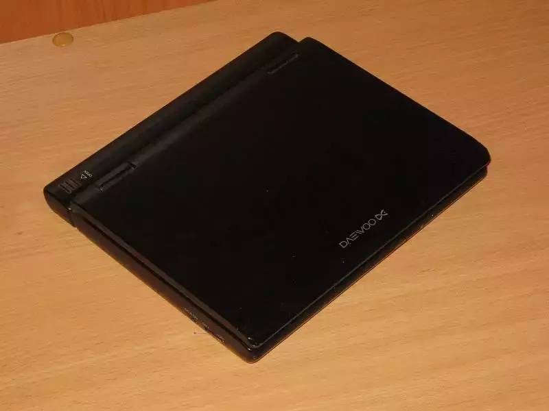 Портативный DVD проигрыватель DAEWOO в ремонт 3