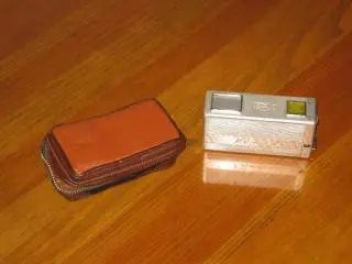 Миниатюрный фотоаппарат Киев-Вега 1960 - 62 гг..