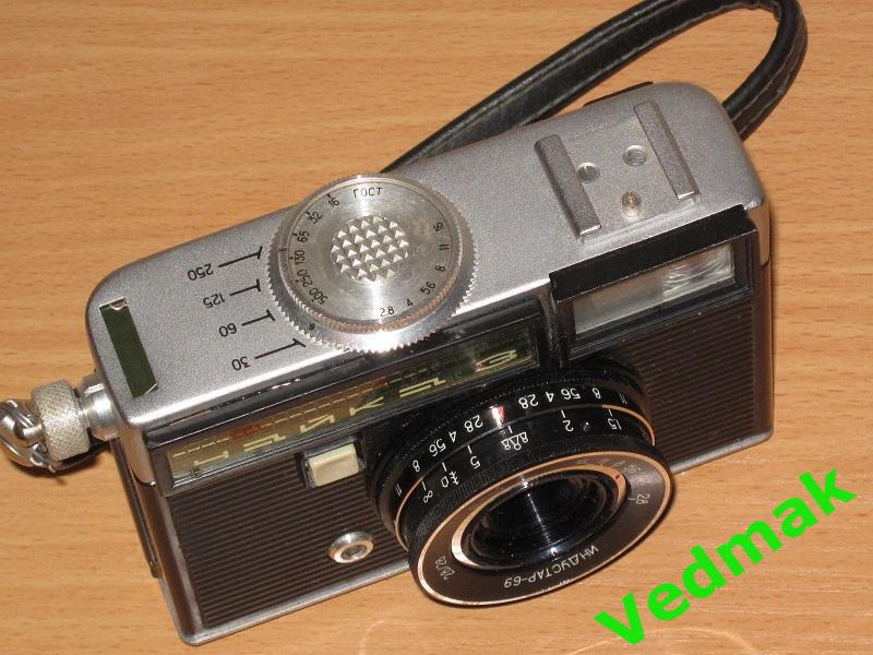 Фотоаппарат ЧАЙКА-3 в чехле выпускался в 1971 - 73 гг.. 3