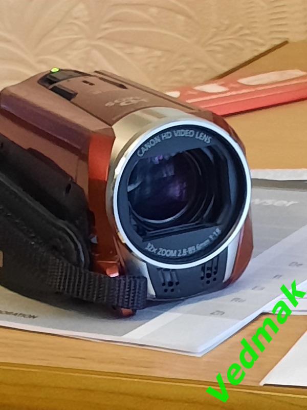 Видеокамера Canon LEGRIA HF R36 б / у в отличном почти новом состоянии 2