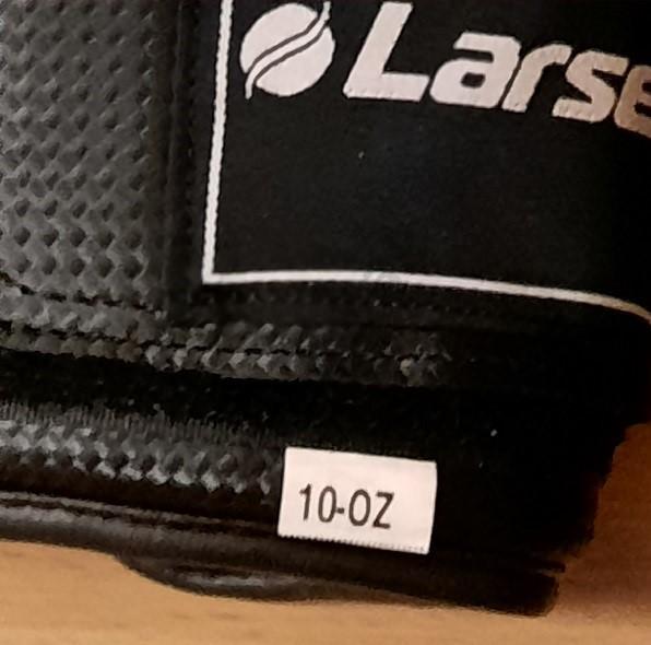 Перчатки боксерские Larsen 10 oz. новые 4