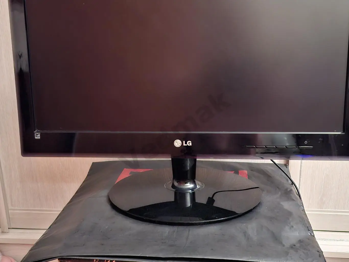 Монитор LG Flatron e2240s в ремонт 2