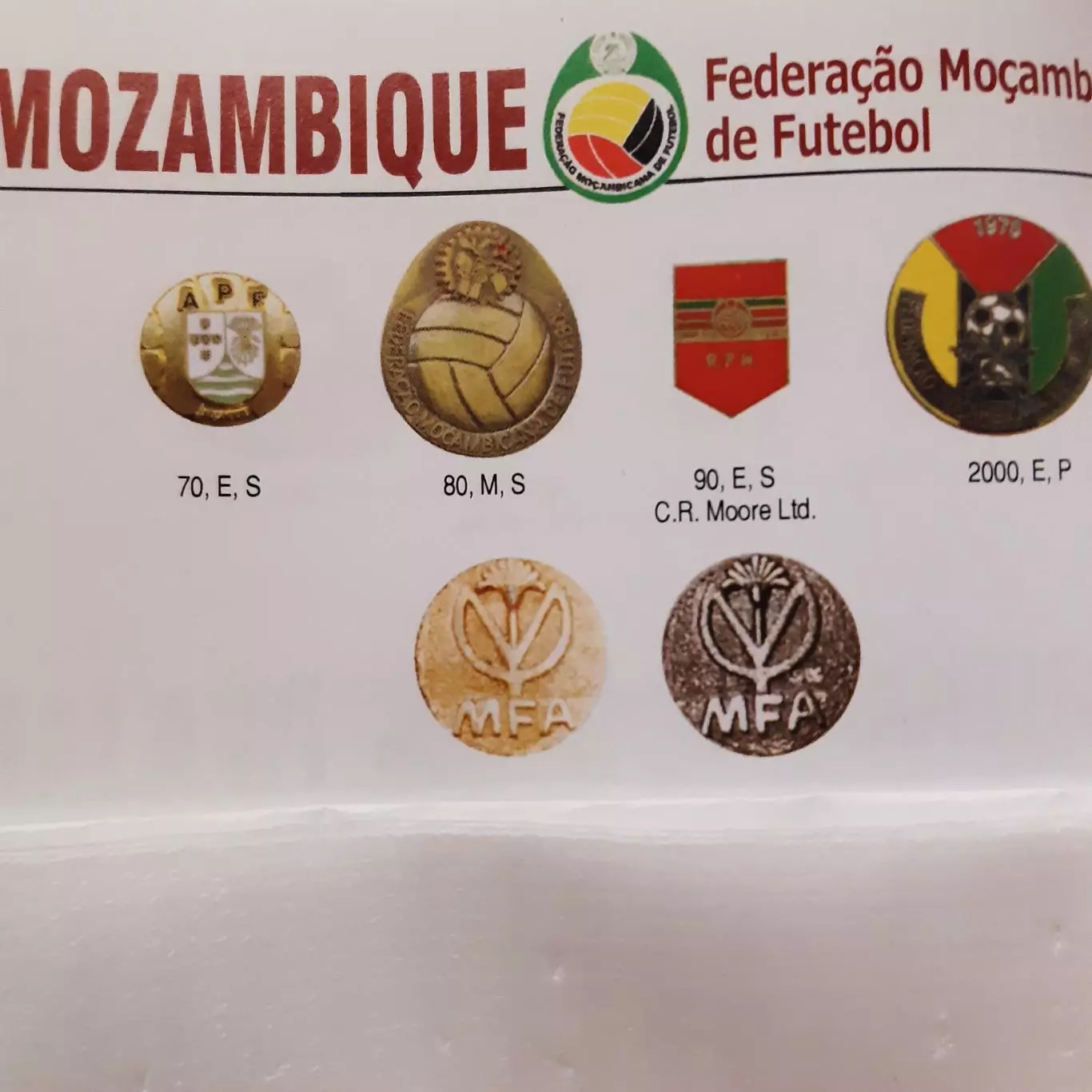 Футбол федерація ассоціація МОЗАМБІК.ЕМАЛЬ.firmenstempel C.R.Moor Ltd. 1