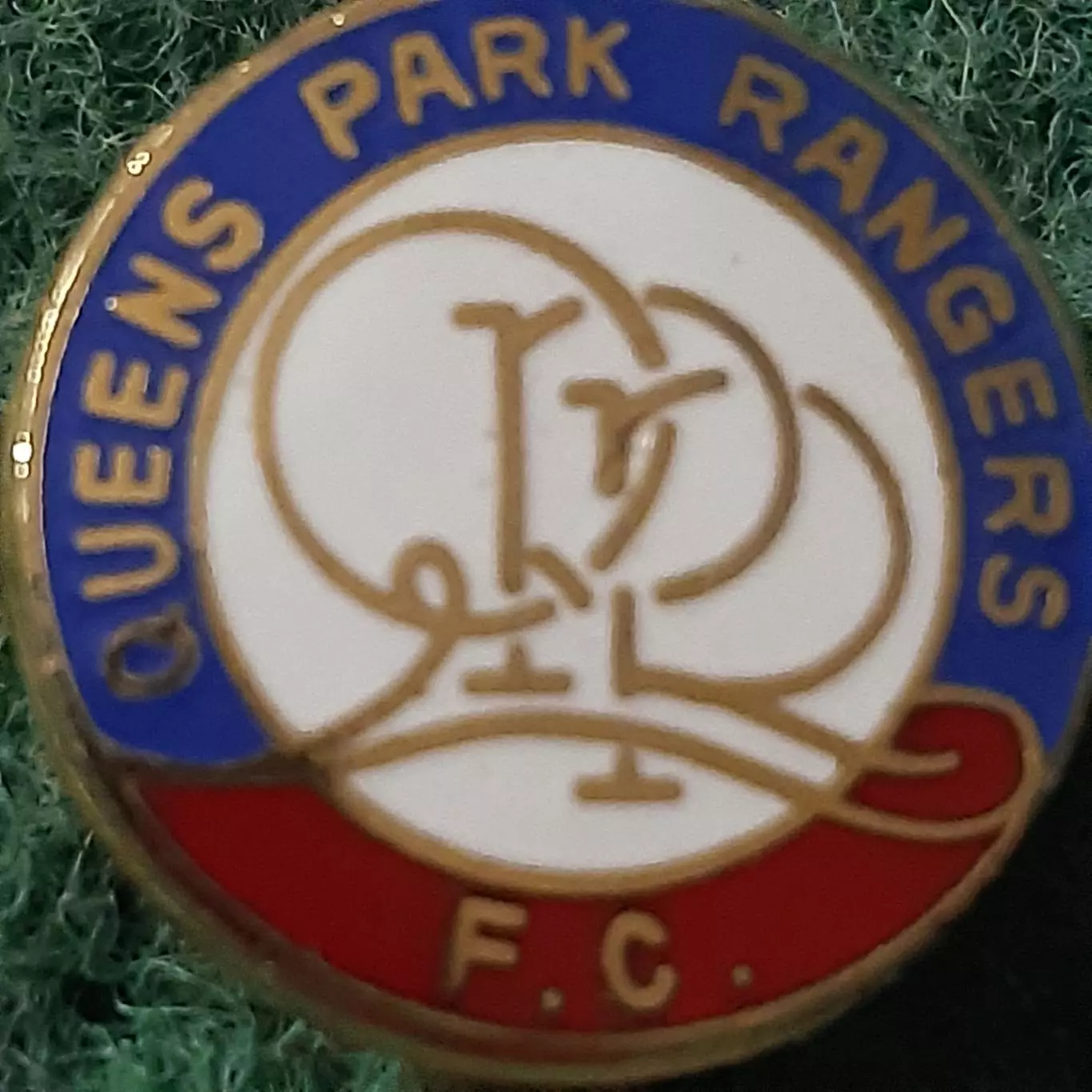 Футбол.клуб.ФК.КВІНЗ ПАРК РЕЙНДЖЕРС АНГЛІЯ.ЕМАЛЬ.