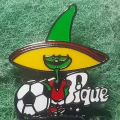 Футбол.Чемпіонат світу ФІФА.МЕКСИКА 1986.талісман маскот.ЕМАЛЬ.