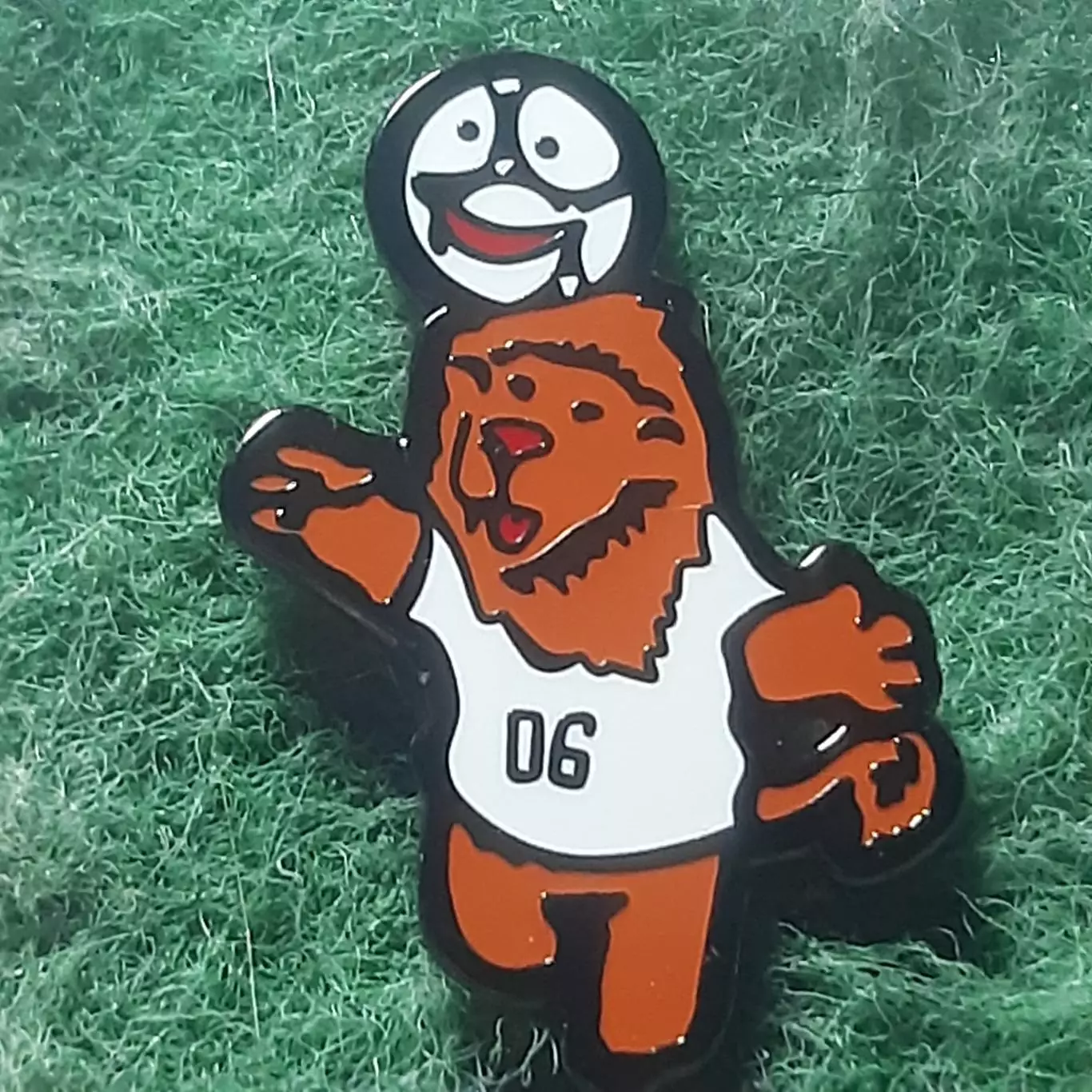 Футбол.Чемпіонат світу ФІФА.НІМЕЧЧИНА 2006.талісман маскот.ЕМАЛЬ.