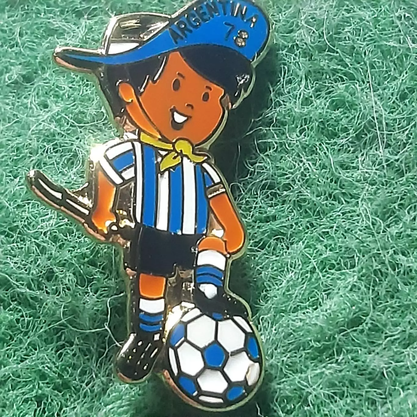 Футбол.Чемпіонат світу ФІФА.АРГЕНТИНА 1978.талісман маскот.ЕМАЛЬ.