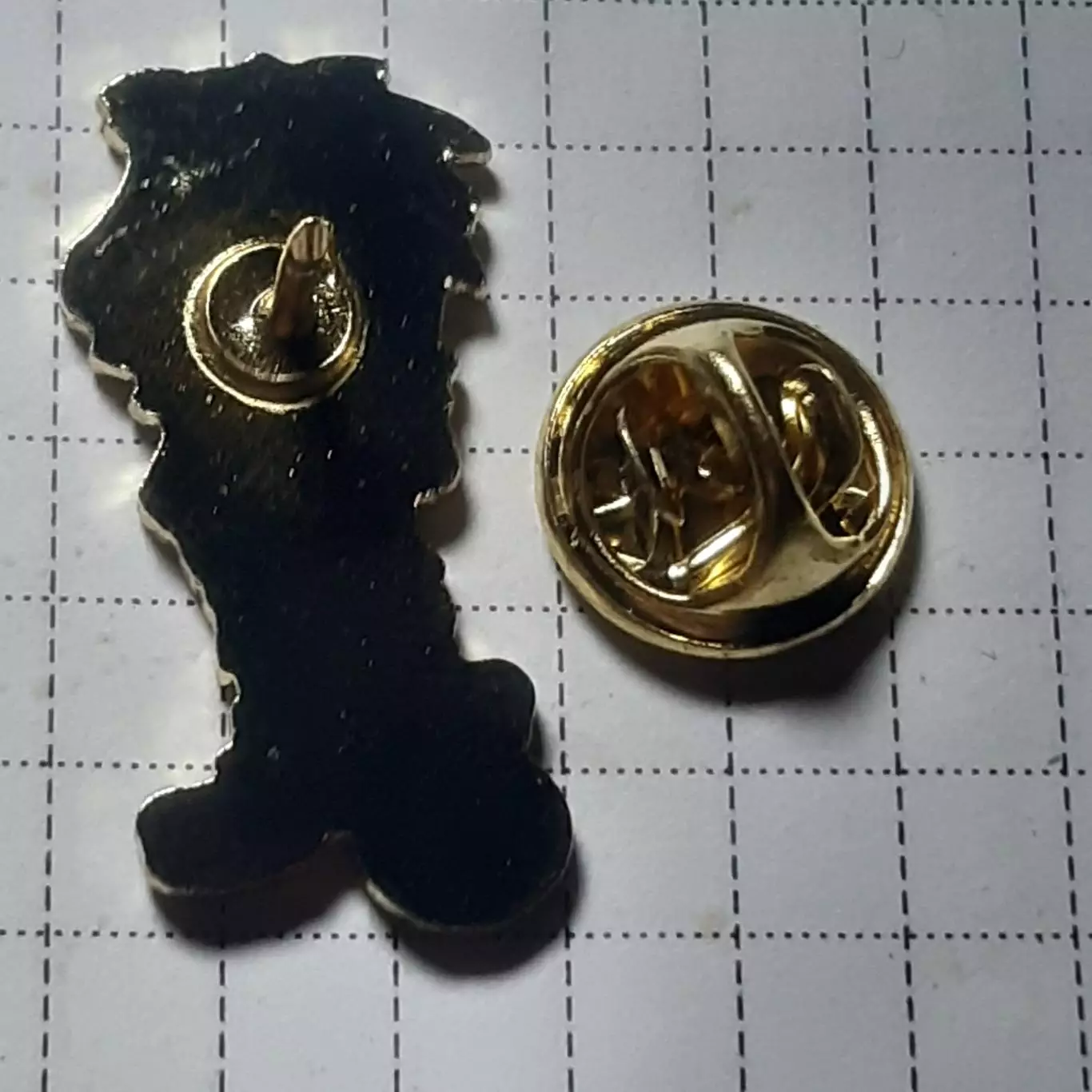 Футбол.Чемпіонат світу ФІФА.КАТАР 2022.талісман маскот.ЕМАЛЬ. 1