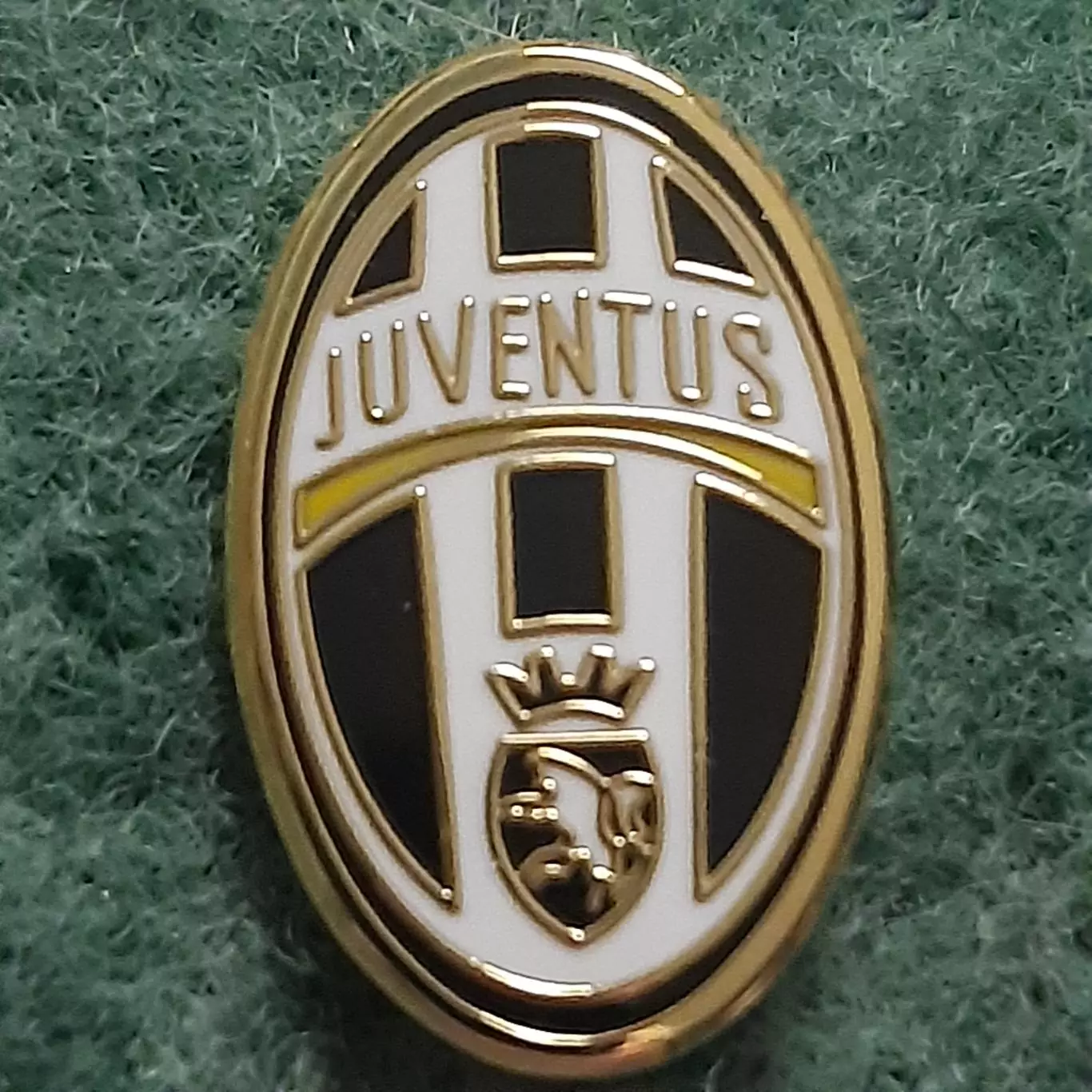 Футбол. клуб ФК.ЮВЕНТУС ІТАЛІЯ.ЕМАЛЬ.