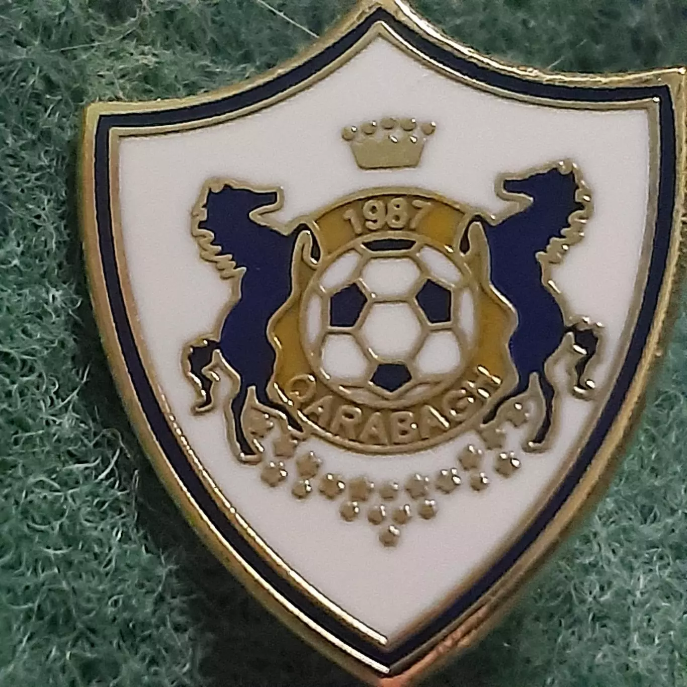 Футбол. клуб ФК.КАРАБАХ АЗЕРБАЙДЖАН.ЕМАЛЬ.