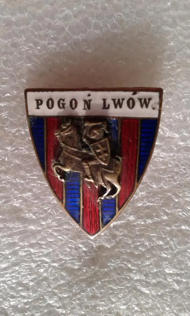 ФК.Погонь Львов.Украина.Pogon Lwow.довоенный.24х20.5мм.... ..раритет.ЭМАЛЬ.RRR!!! 1
