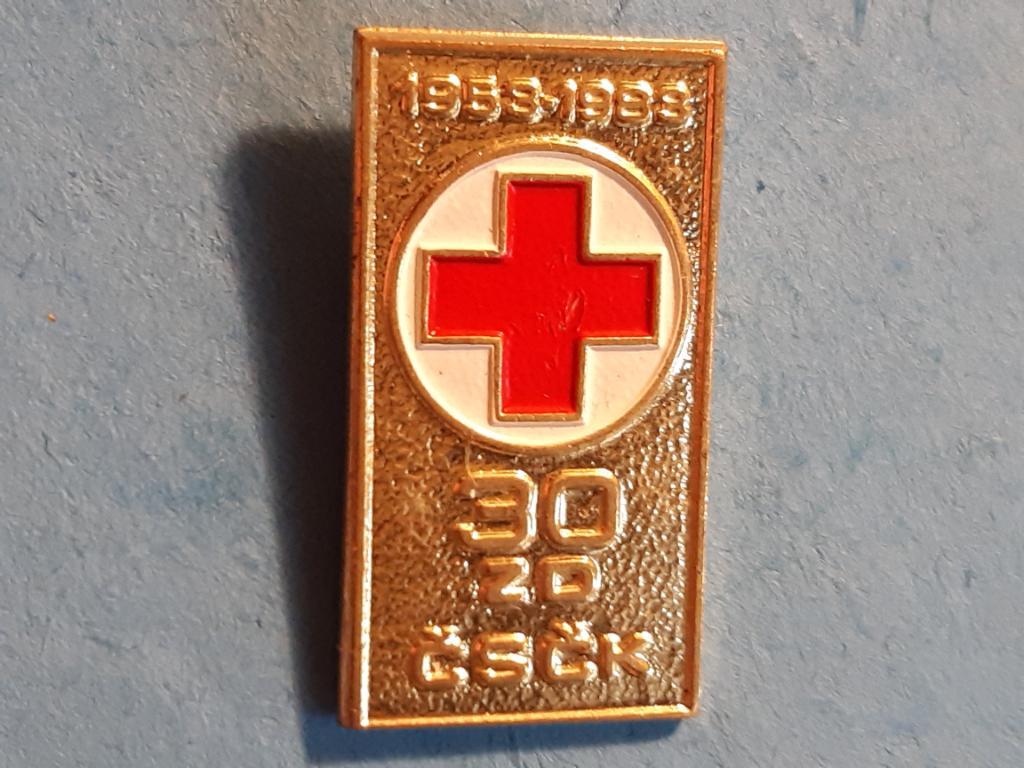 Красный крест.тяжмет.старый знак 30лет.1956-1986гг.Чехословак ия 1